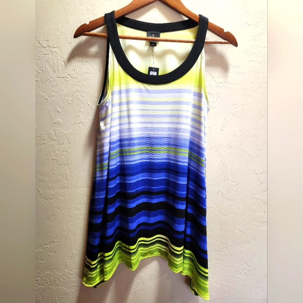 Women's sleeveless top size large